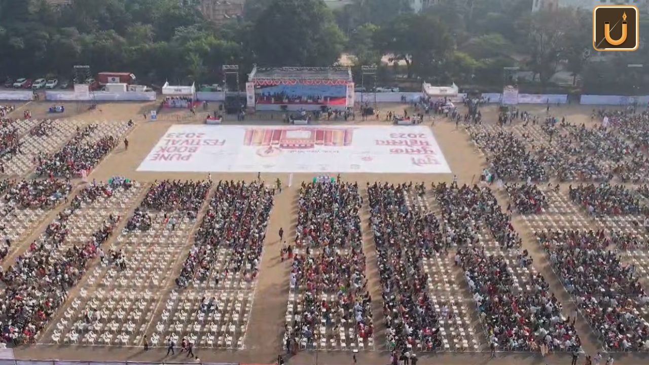 Usthadian Academy / Pune Surpasses China, Clinches Guinness World Record For Largest Reading Activity